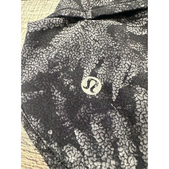 Size 4 Lululemon Speed Short 4-way Stretch 2.5" Kindred Spirit Black Multi Black - Picture 9 of 10